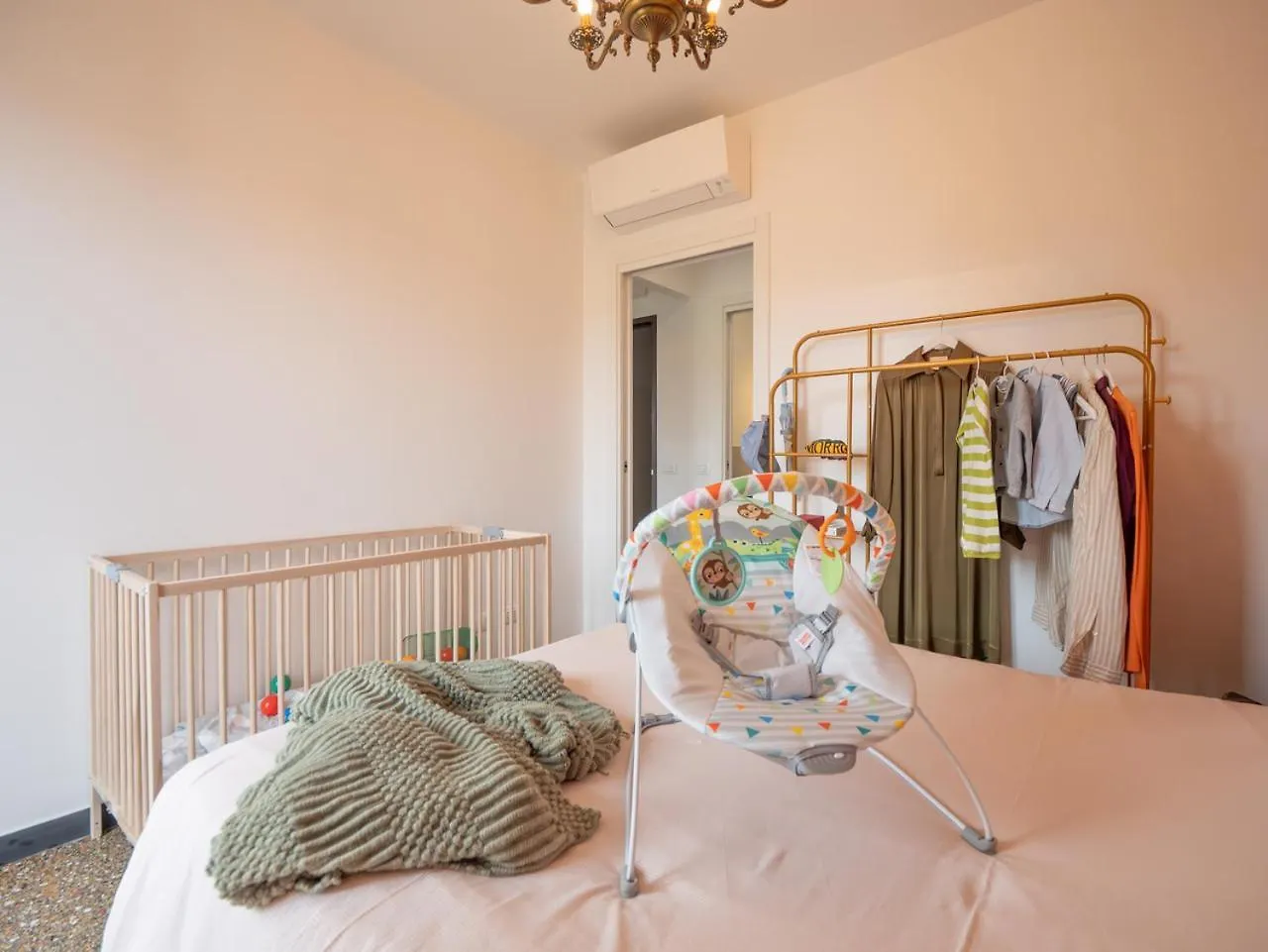 Babyaccommodation Family City II Pietra Ligure